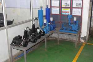 Vacuum pump manufacturer